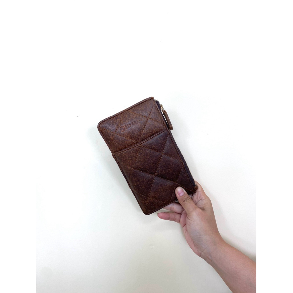 Preloved Wallet | dompet kulit Biyantie warna antique brown Bahan dari kulit domba | dompet kulit