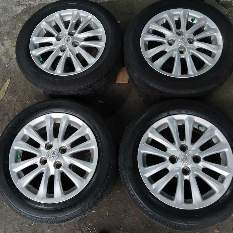 Velg Mobil Bekas Ring 15 Lubang 4 STD ETIOS R15X55 H4X100 BAN 185 60 R15