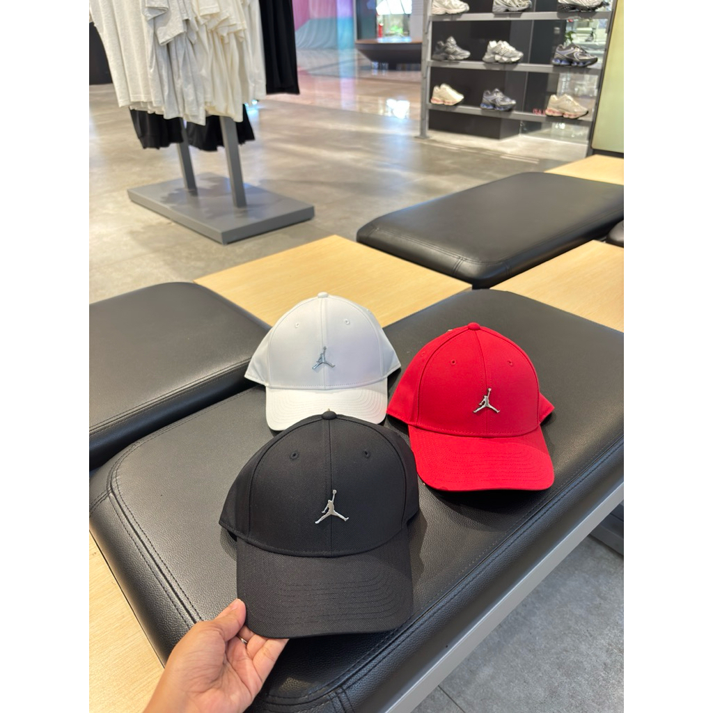 Jordan Air rise Cap Metal Logo Topi Unisex