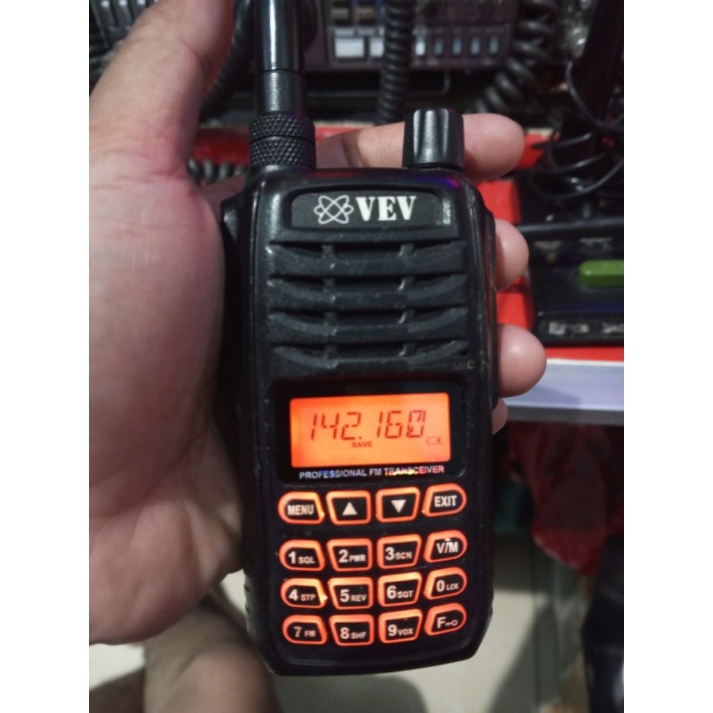 HT VEV VHF