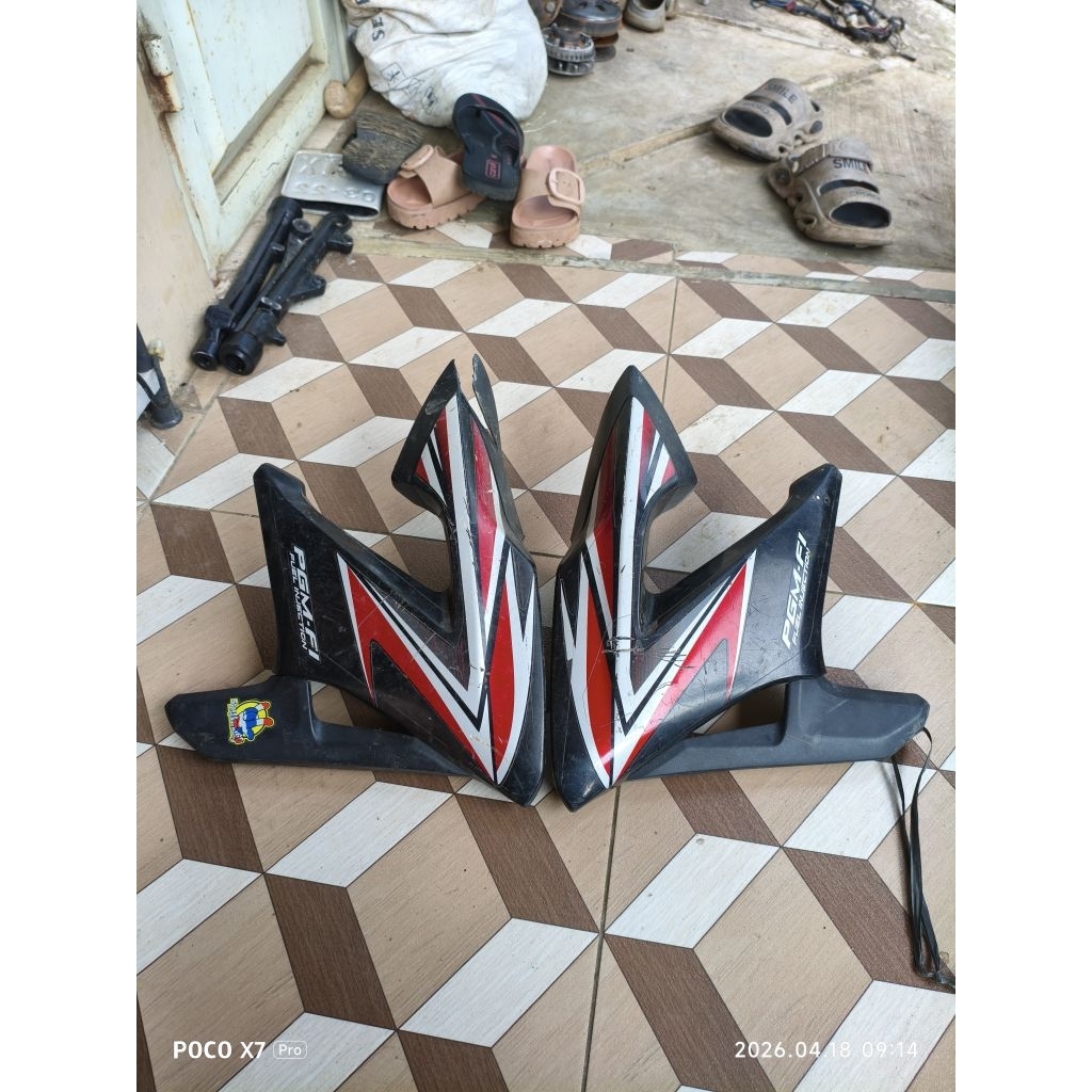 cover sayap kupingan tangki tengki shroud kiri cb 150r cb150r  old lama original ori asli second