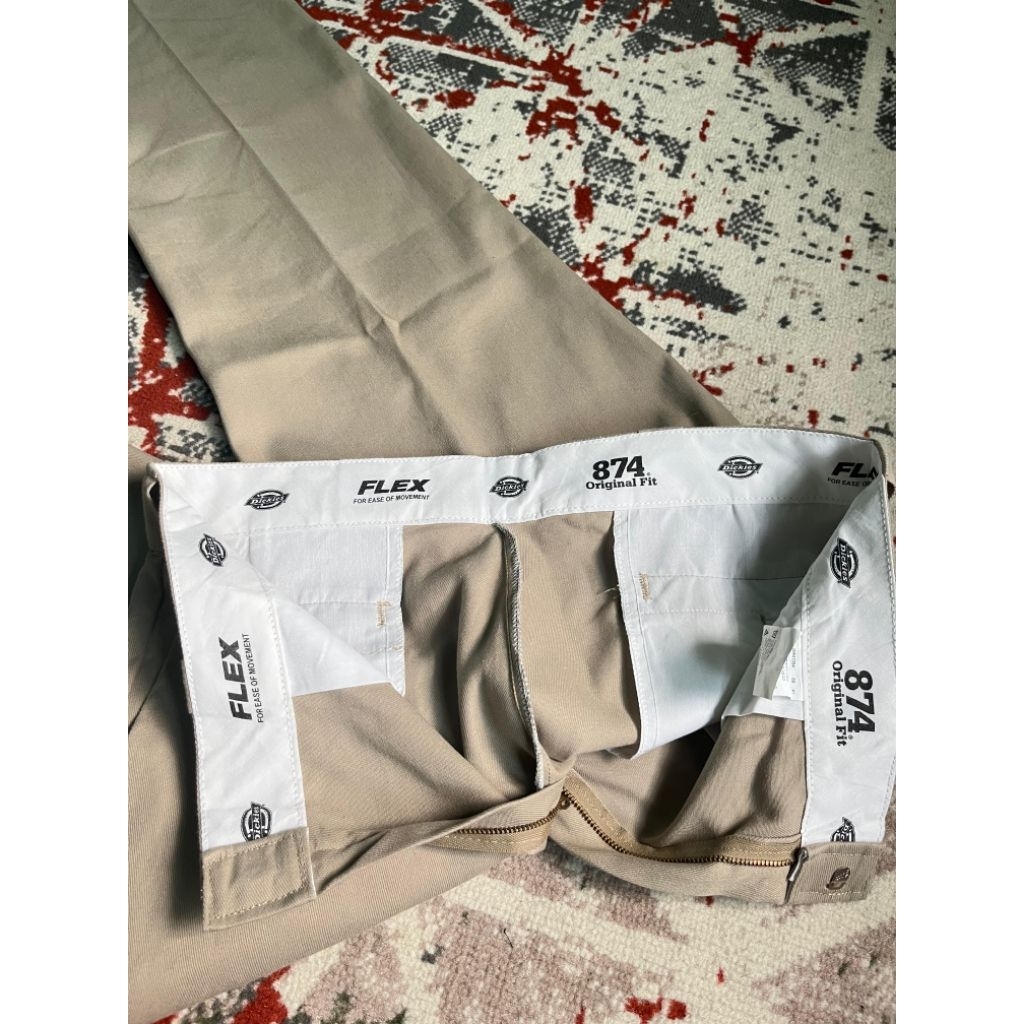 Dickies 874 khakis second kondisi LIKE NEW size 36