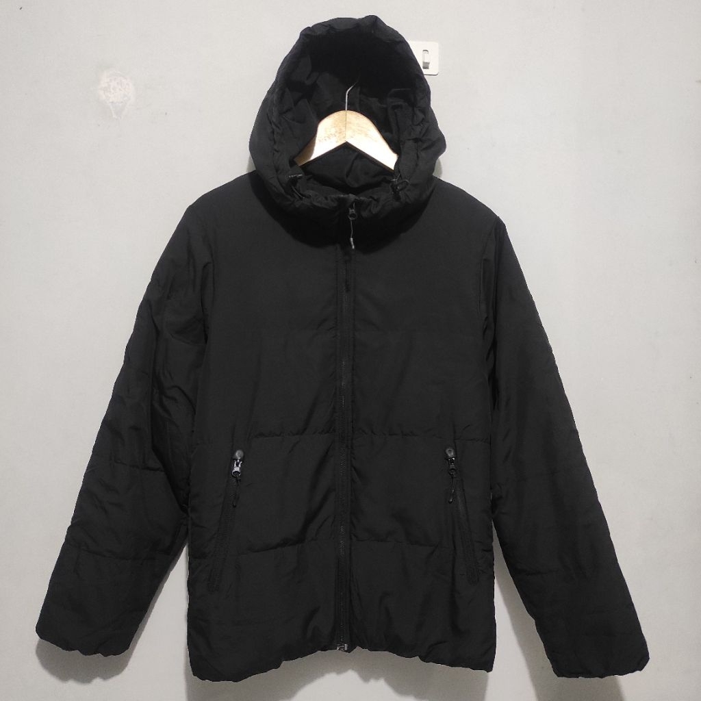 GU Head Padded Seamless Jacket Black S