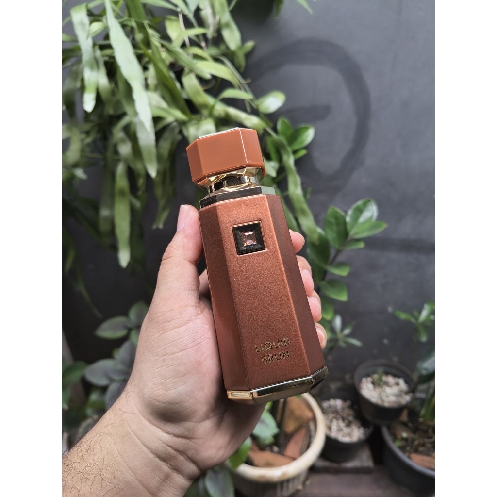 decant French Avenue Liquid Brun