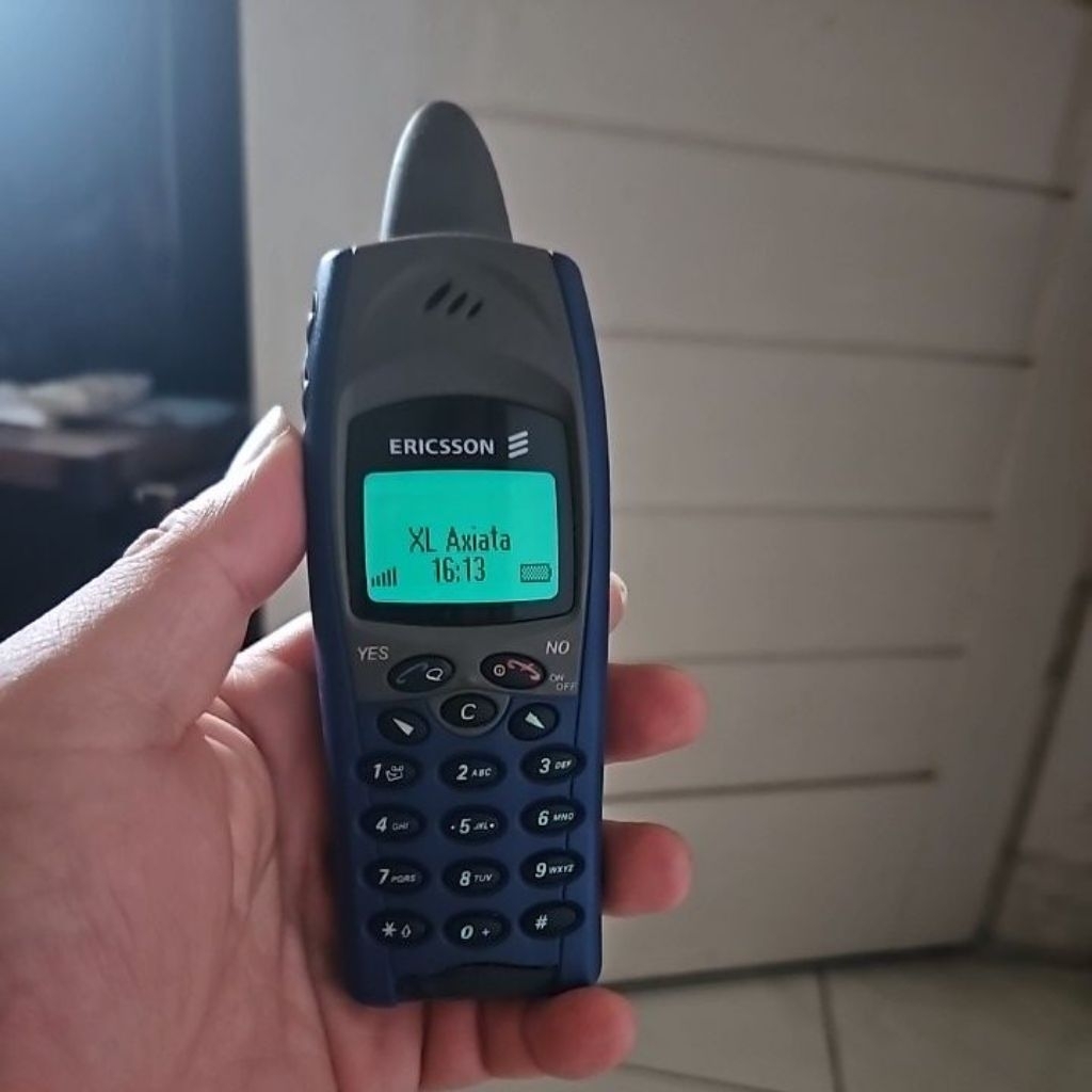 Ericsson R310 aka hiu