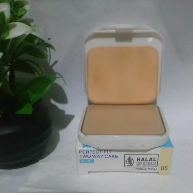 Preloved Bedak PIXY two way cake refiil (05) natural white 12,2g spf 30