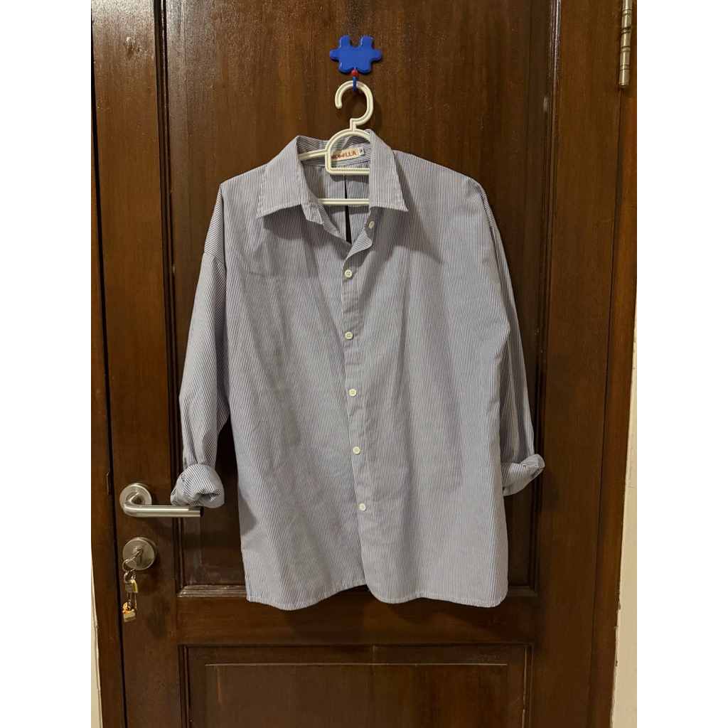 preloved daphne shirt