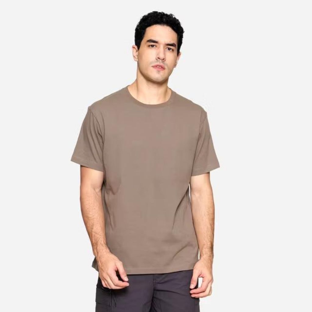 Kaos pria Cole