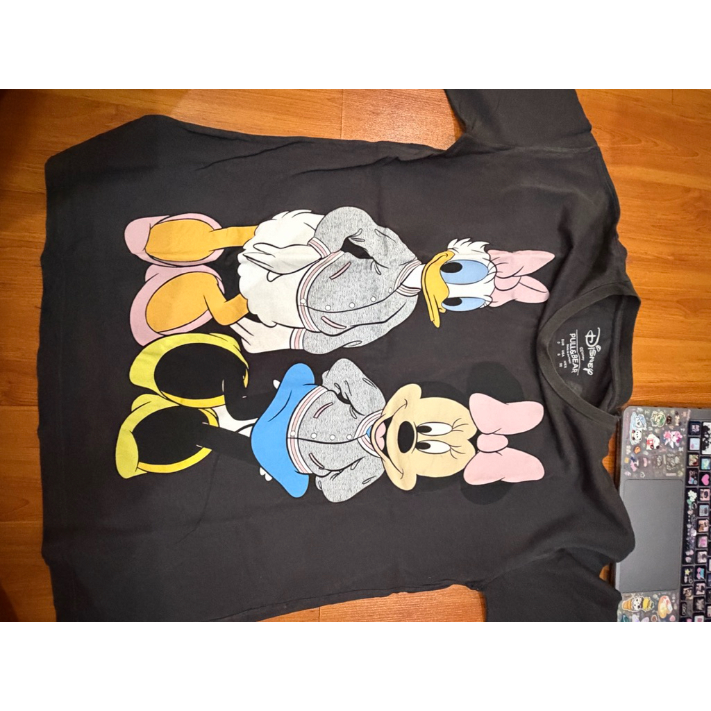 preloved oversized crop t shirt batik bali winnie the pooh SNQLR pull&bear disney mickey mouse daisy