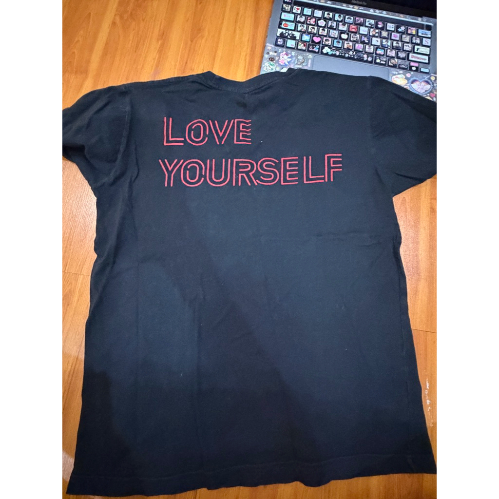 preloved bts weverse idol talking sweatshirt love yourself concert t shirt official red black uniqlo