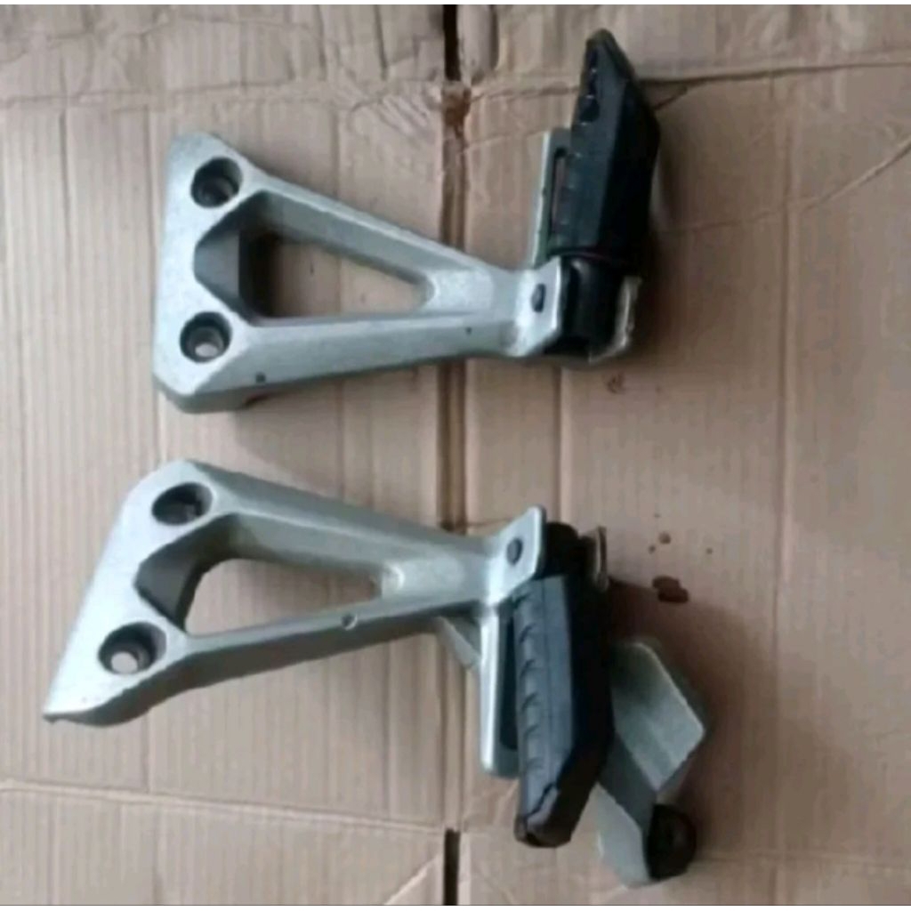 POSTEP BUSTEP BELAKANG HONDA REVO ABSOLUTE (SEKEN) COPOTAN ORIGINAL