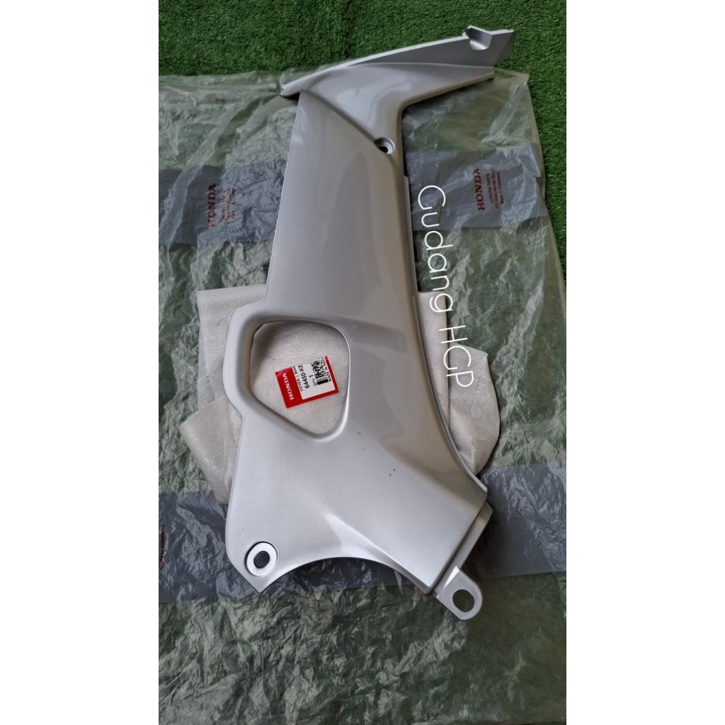 Cover L M/P Side Silver Sayap Dalam Kiri Supra V X XX 100 Fit Old 64450-KEV-880FMH Ori Honda Genuine