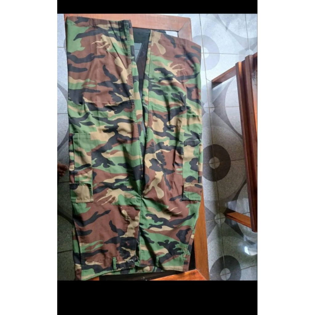 celana tentara