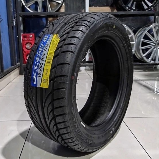 Ban Mobil Tubles Ring 14 Merk Accelera Alpha Ukuran 195 50 R14