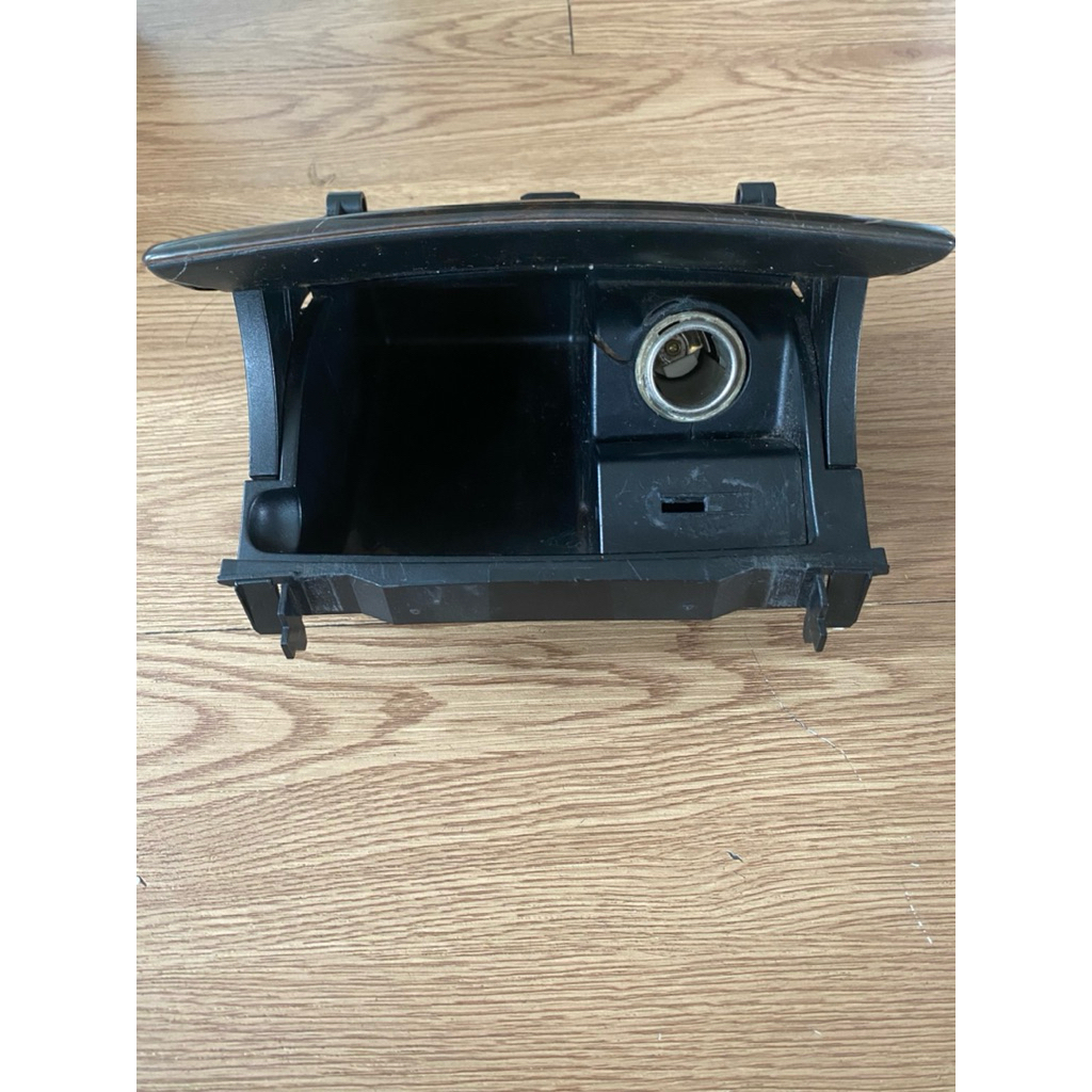 Console ashtray laci and lighter W203