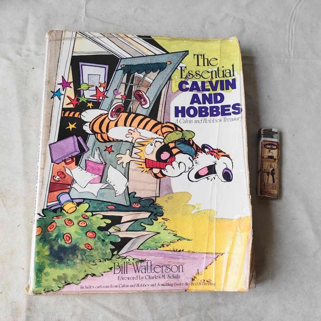 Pajangan Vintage 1993 Buku The Essential Calvin and Hobbes
