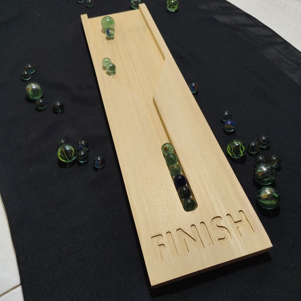 jalur balap kelereng marble run race