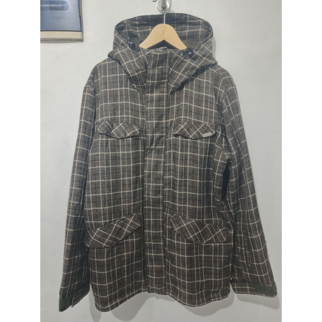 jaket gunung outdoor snowboard second/bekas