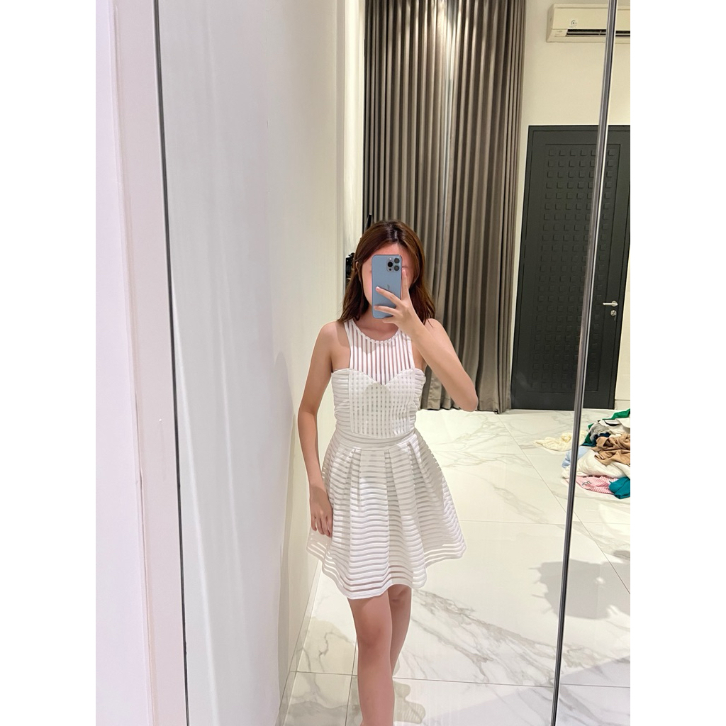 preloved white dress