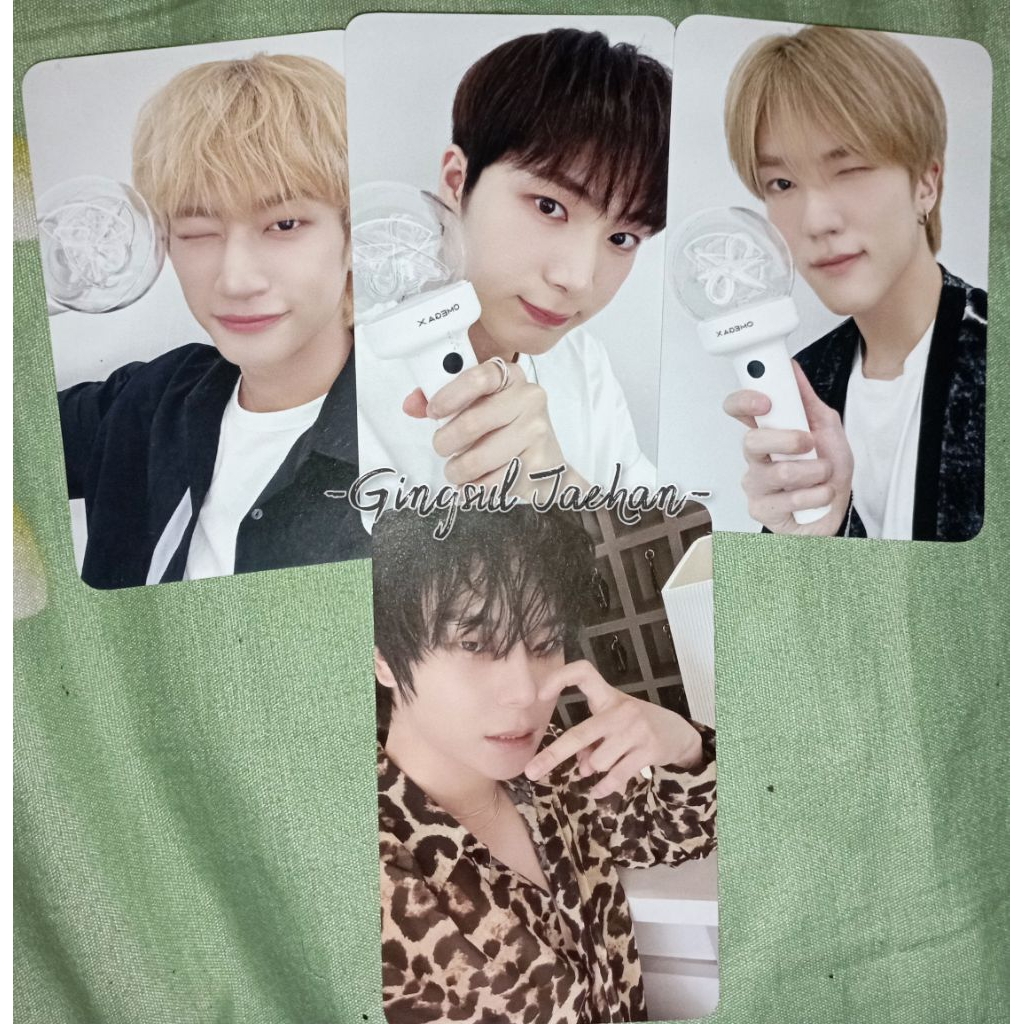 photocard & album omega x
