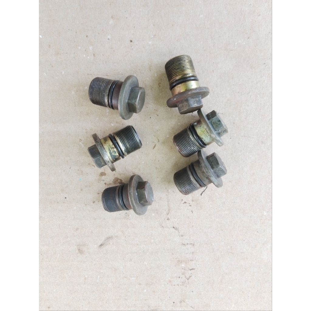 Baut tutup as shock depan suzuki rc100 rc80 crystal tornado original