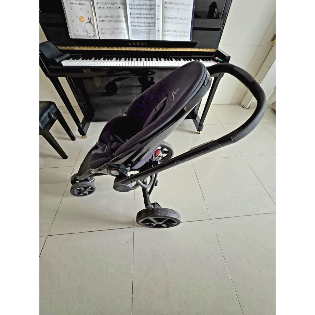 STROLLER Premium Quinny Moodd (PRELOVED)