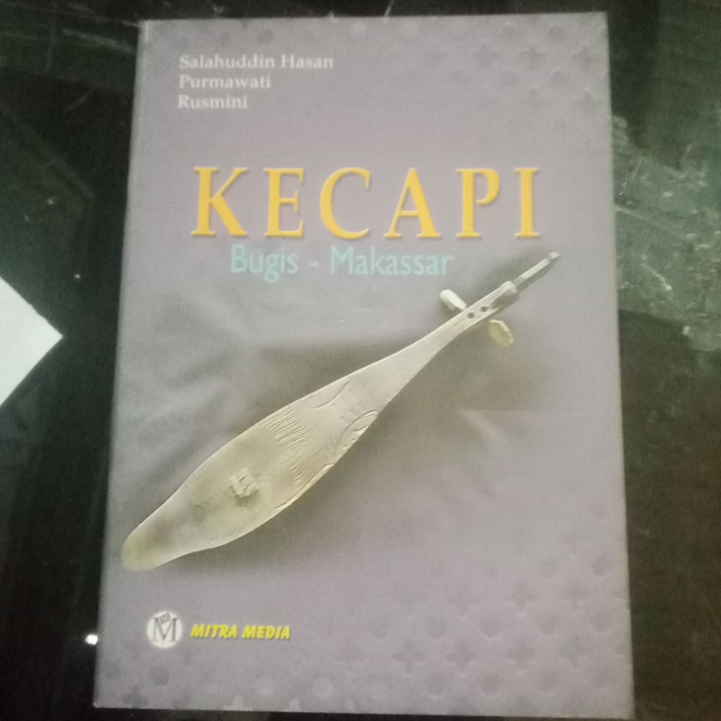 Buku Kecapi Bugis Makassar