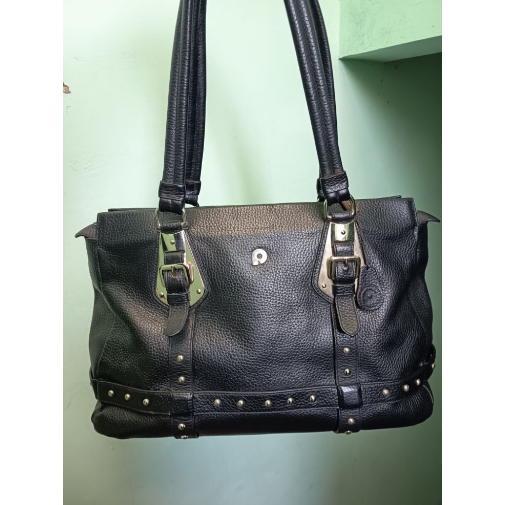 Preloved Tas Papillon Hitam
