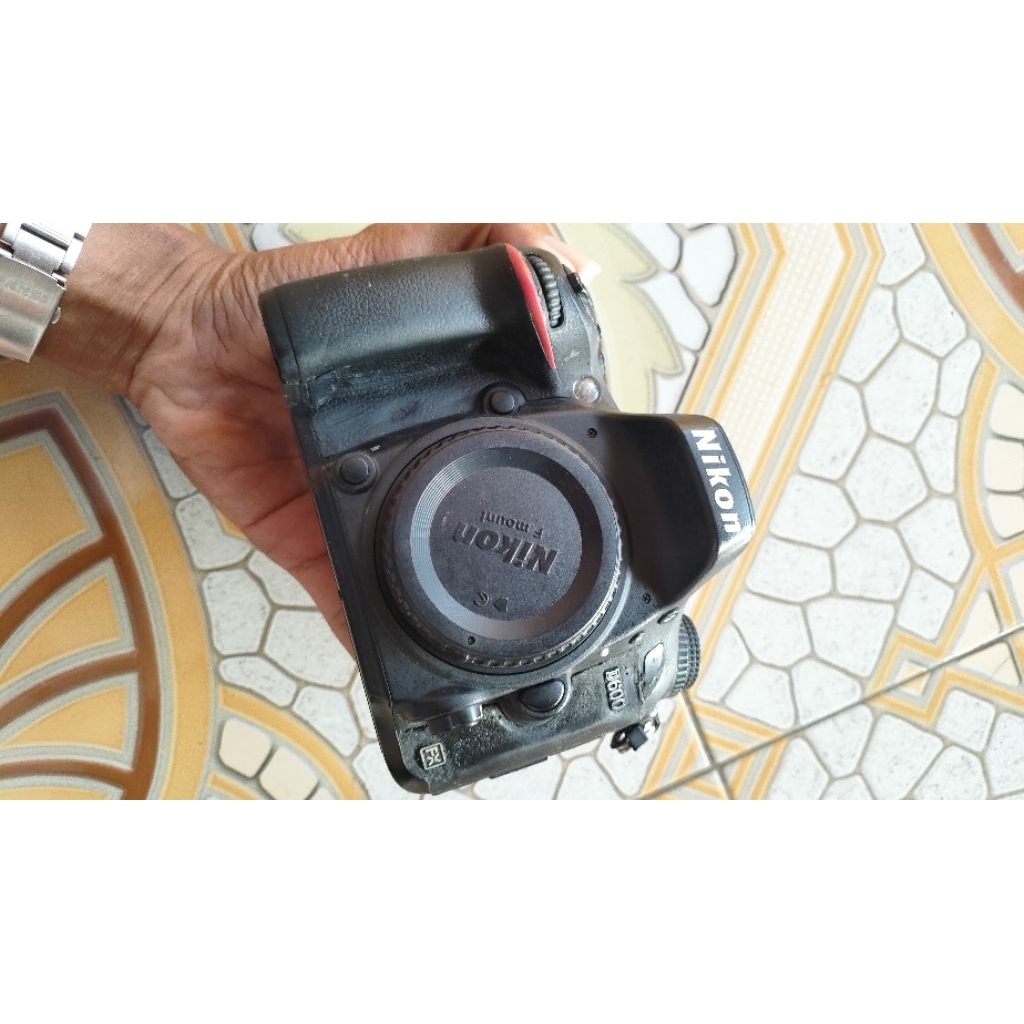Nikon D600