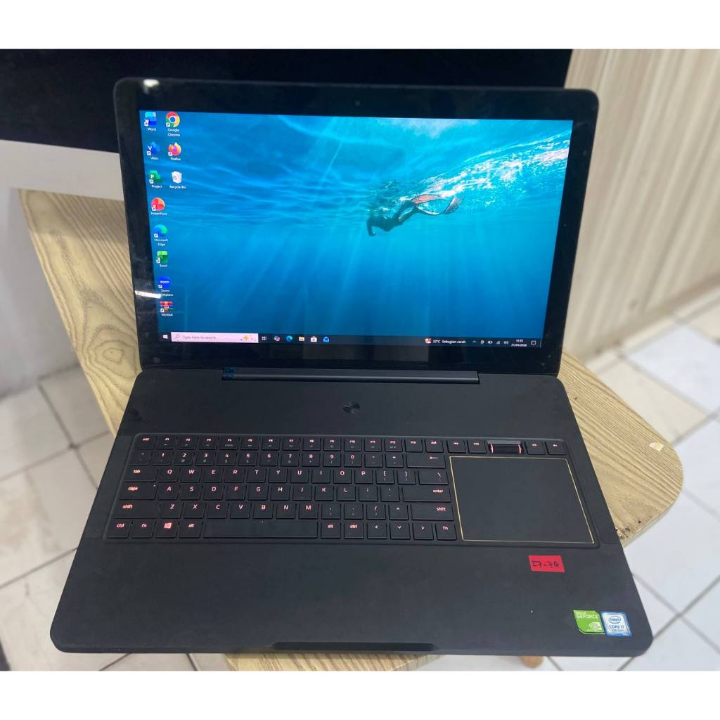LAPTOP GAMING| RAZER BLADE PRO RZ09-0166 TOUCHSCREEN| CORE I7 GEN 7| RAM 32GB SSD 512GB VGA NVIDIA G