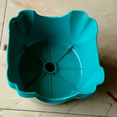 Bangku Jongkok Plastik Mini