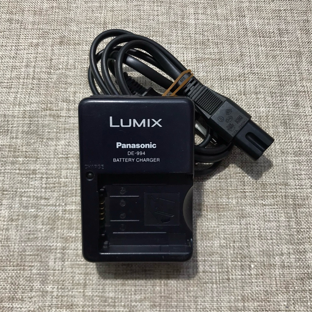 Charger Battery Baterai Camera kamera digital Panasonic Lumix DE-994B Original Second Normal
