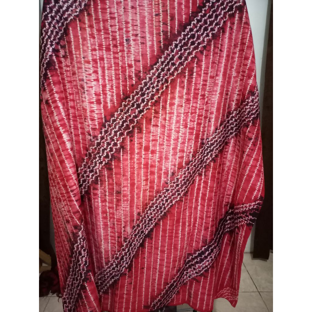 Kain Sasirangan berbahan katun sutra