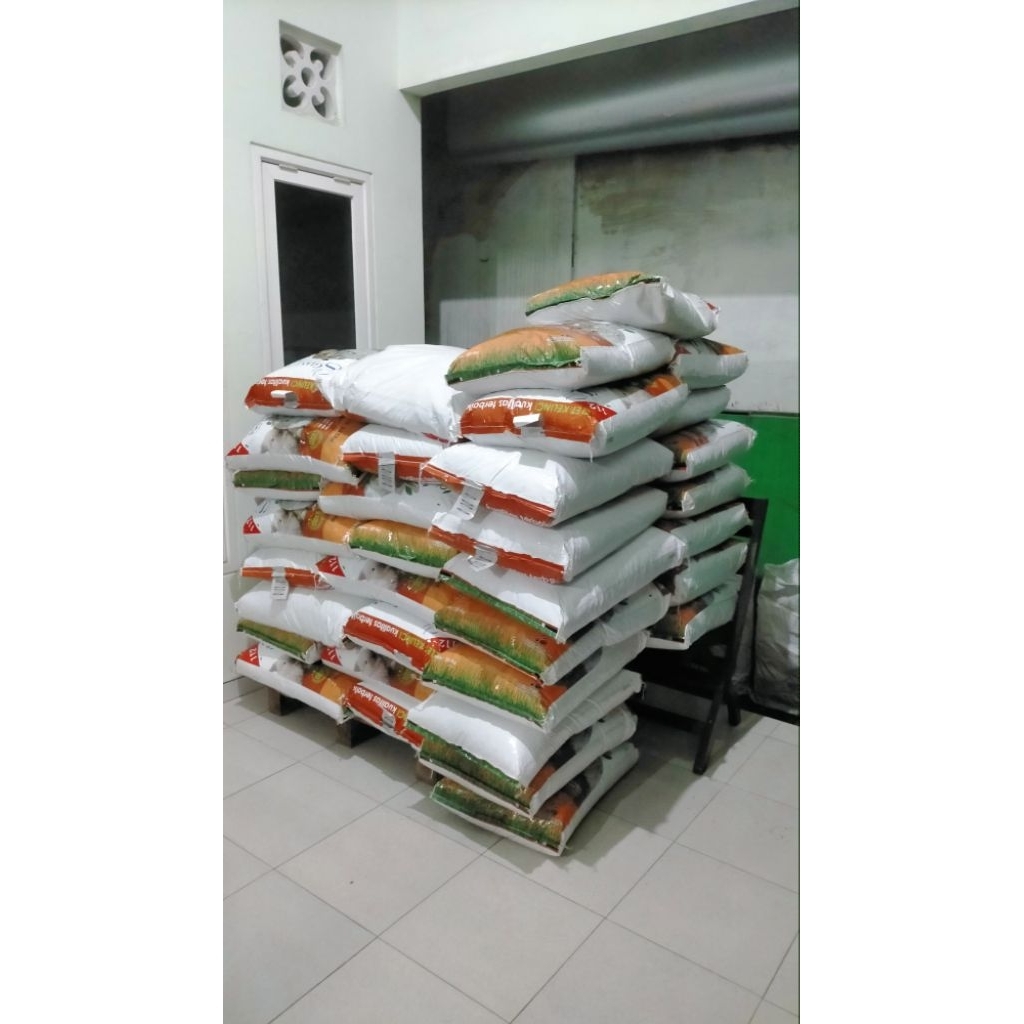 Pakan Kelinci Giant Feed 20kg