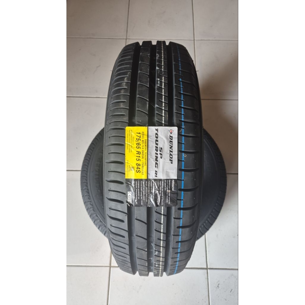 Ban Dunlop Touring R1 175/65 R15 Ignis