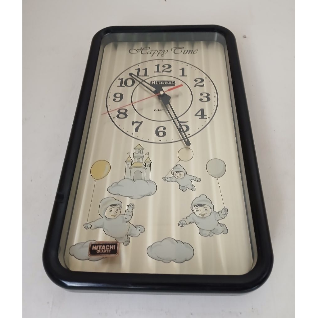 Jam dinding HITACHI Happy Time vintage