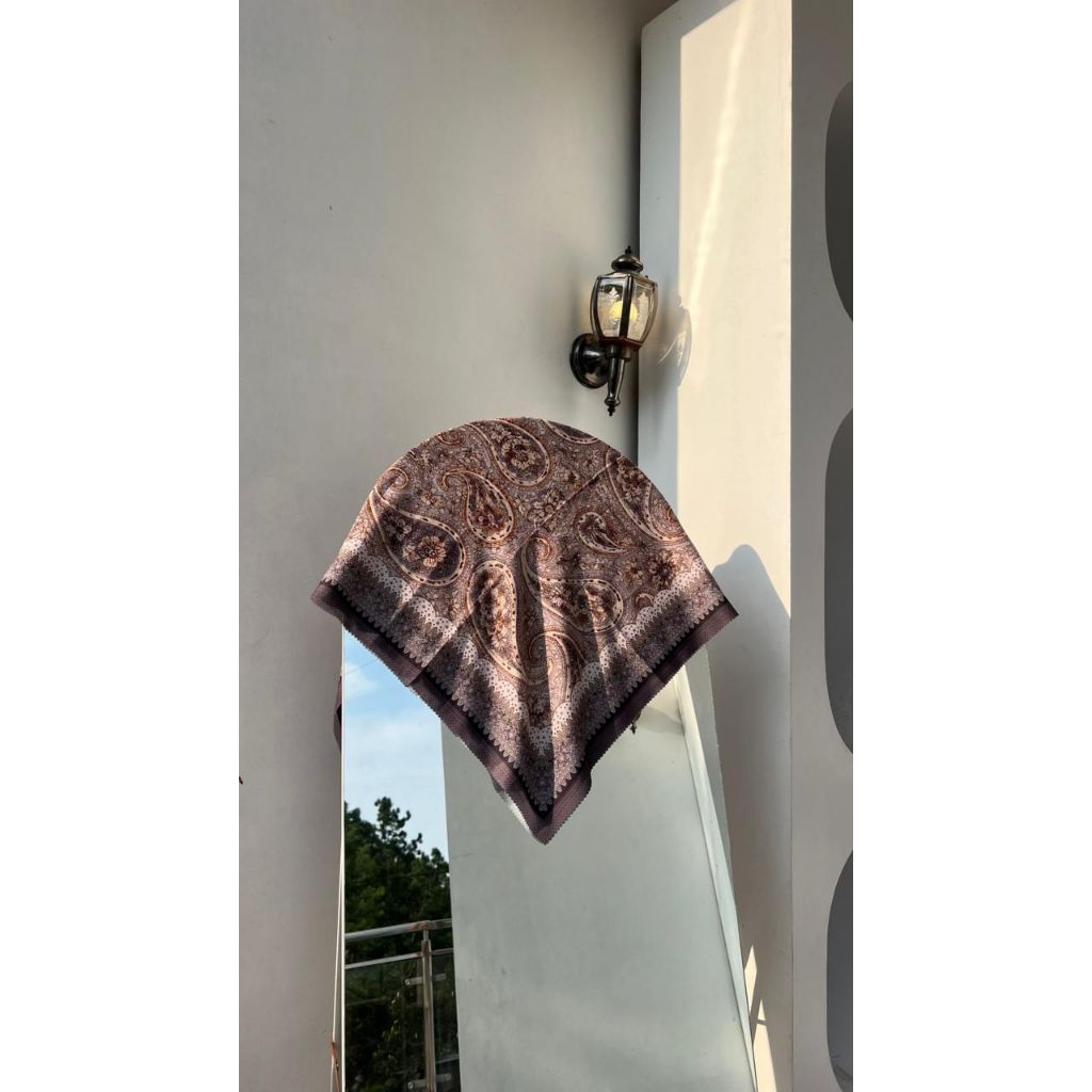 (ETALASE B) HIJAB SYAR'I VOAL MOTIF (uk. 130x130cm)