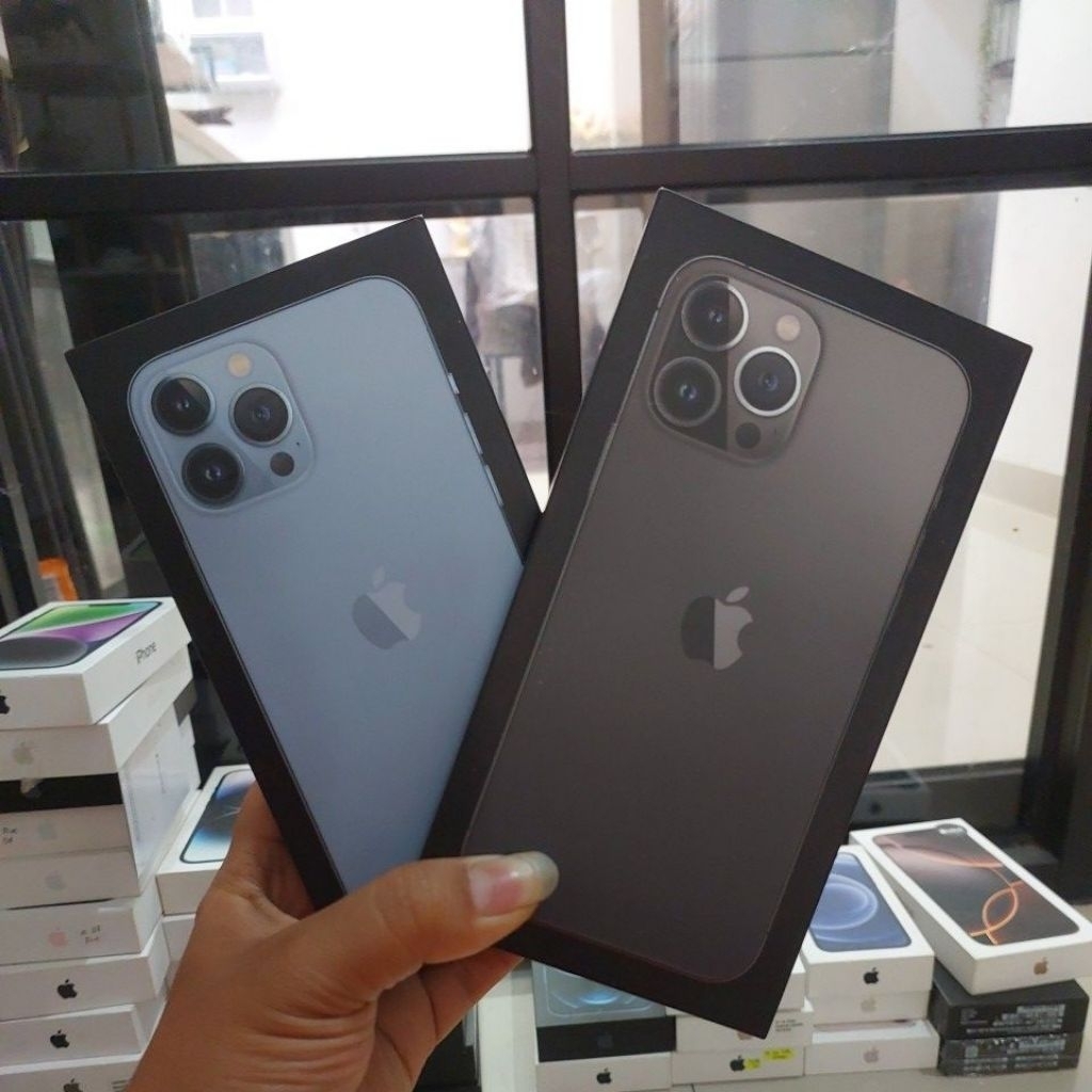 Dus book box Iphone 13 pro max Graphite dan siera blue copotan