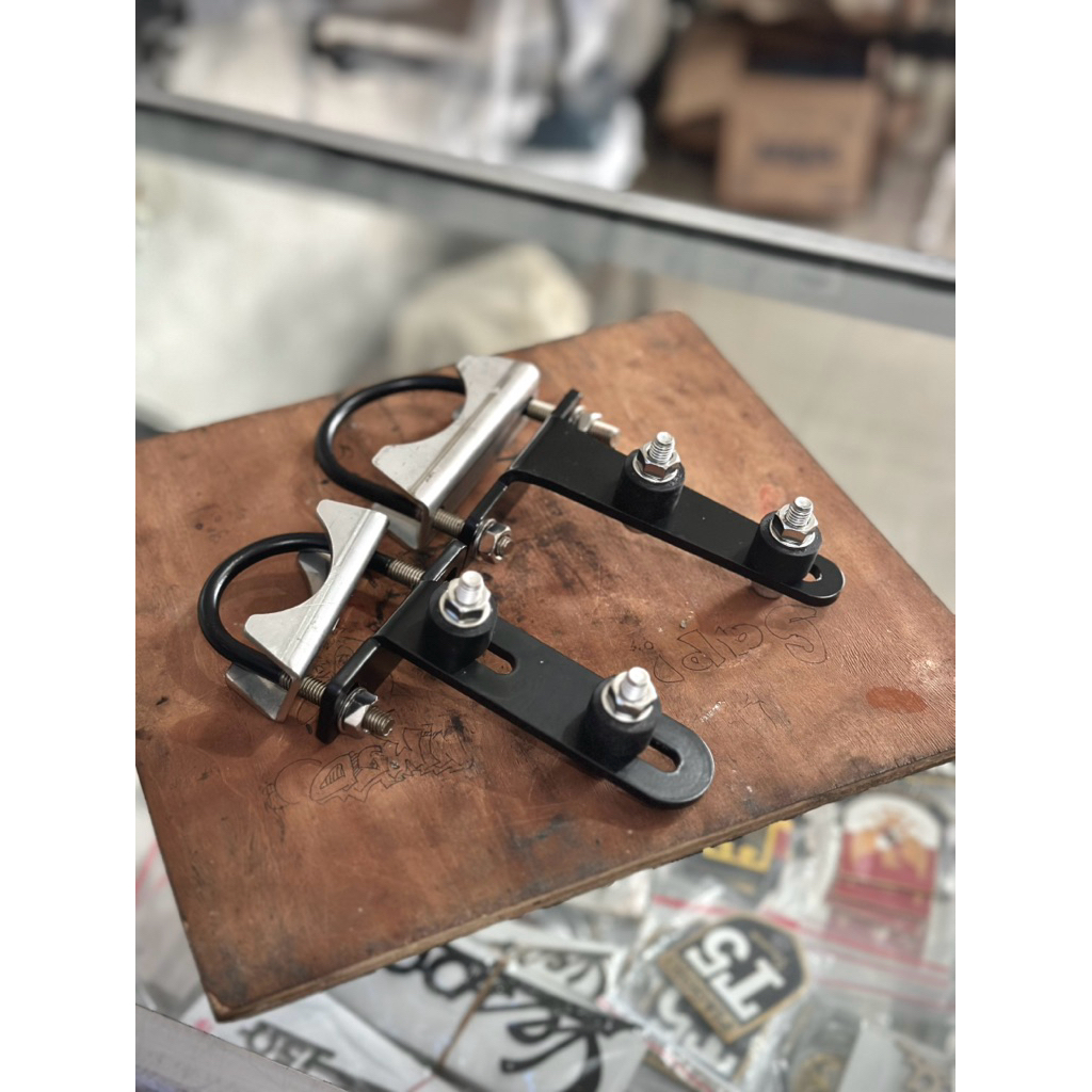 bracket knalpot vespa racing