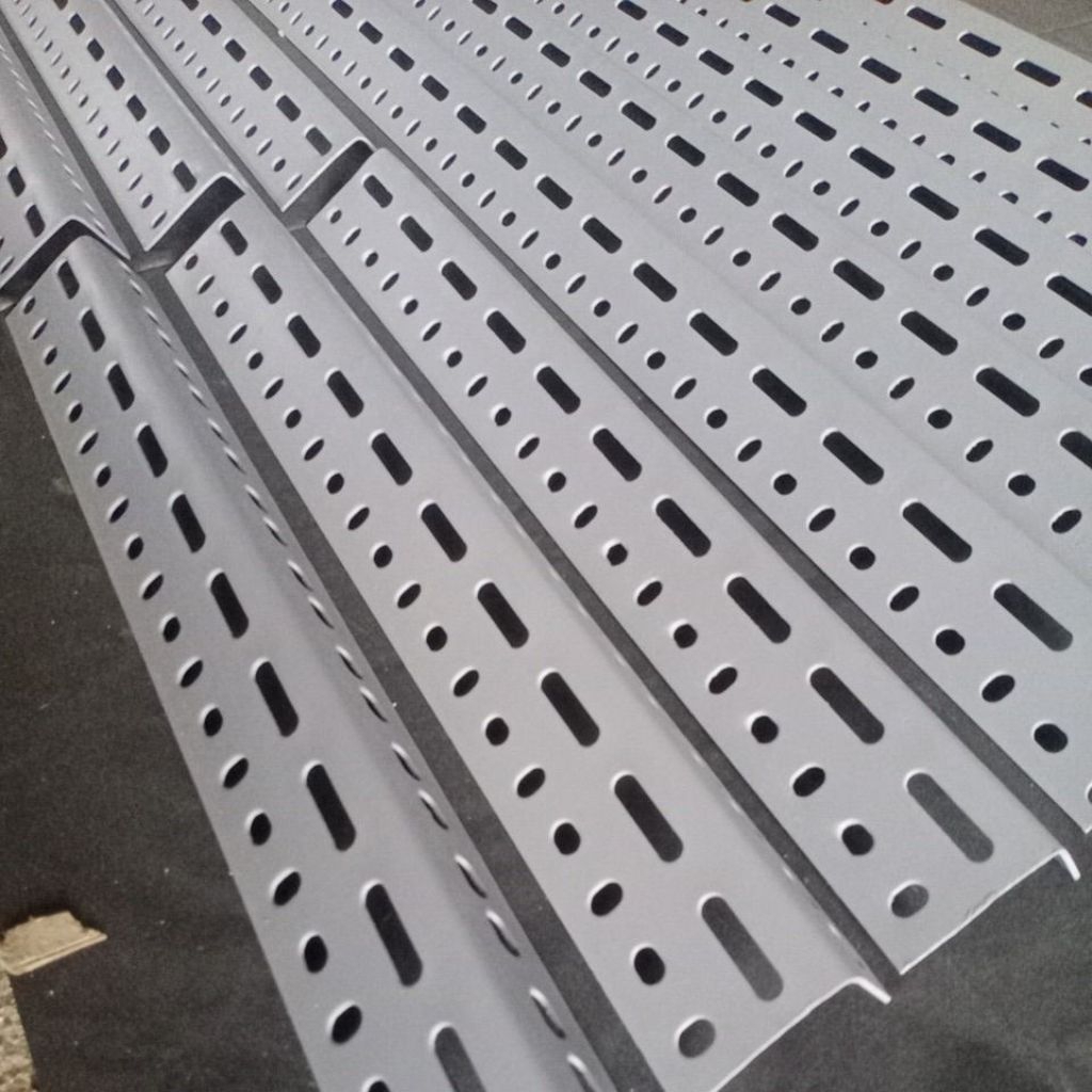 Besi Siku Lubang 4x6 2mm Union 50cm + 100cm