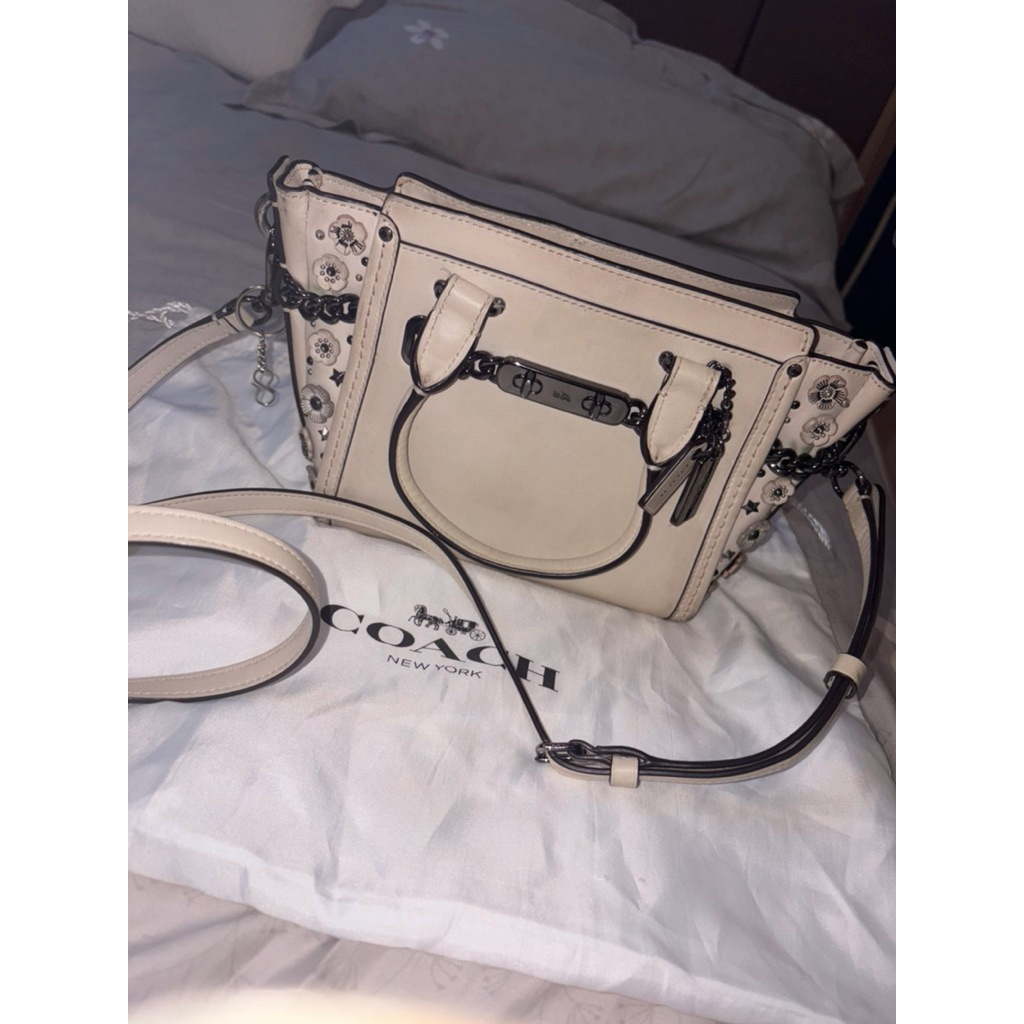 COACH Swagger 21 in Pebbled Leather tea rose tas bag Original authentic asli slingbag crossbody