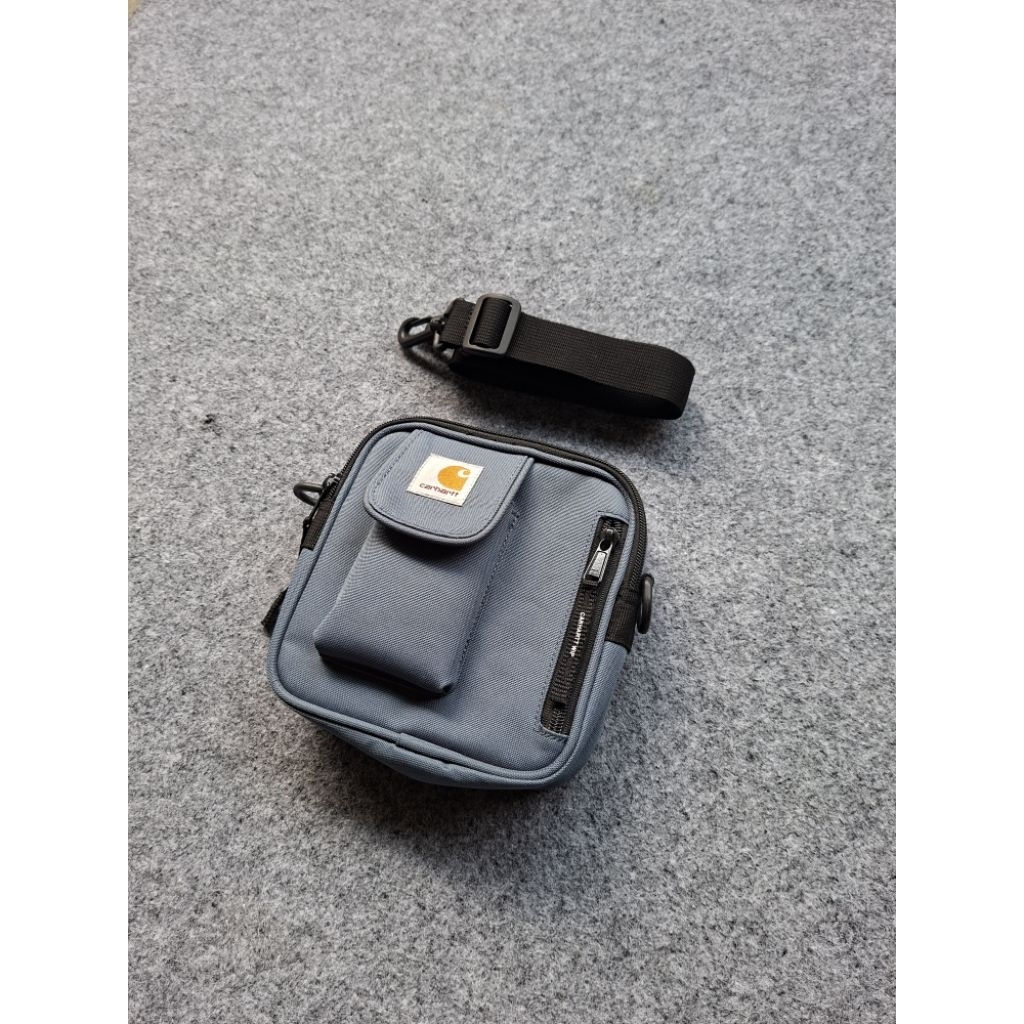 ESSENTIALS CARHARTT BAG