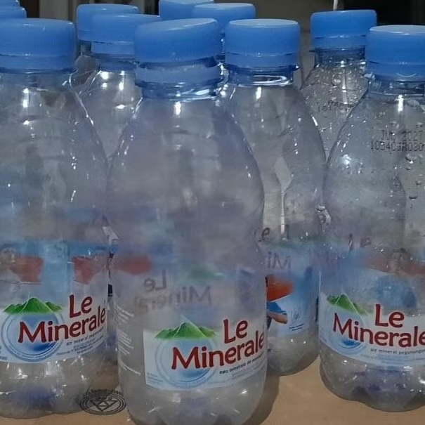 Botol Bekas Le Minerale 330ml dengan tutup