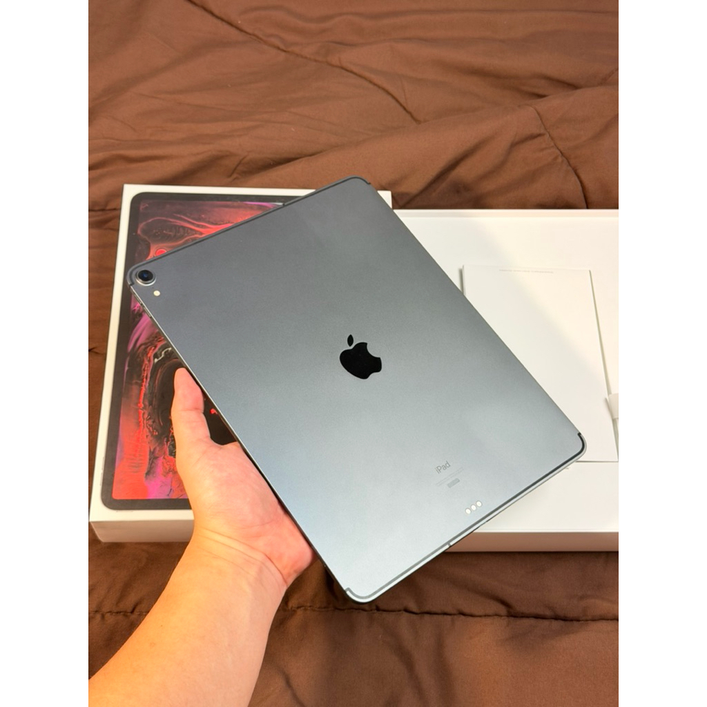 ipad pro 2018 12.9 inch 256 gb wifi + cell