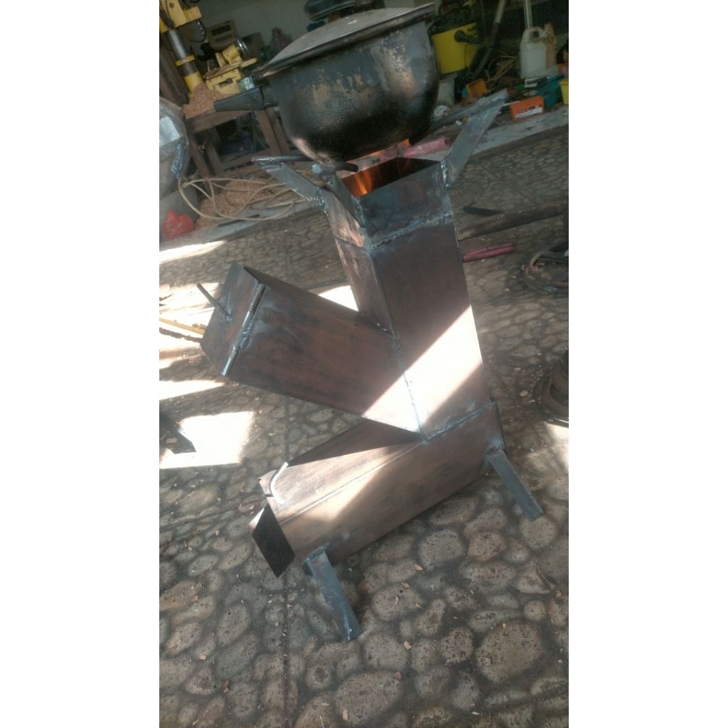 rocket stove , kompor kayu , kompor roket tanpa listrik