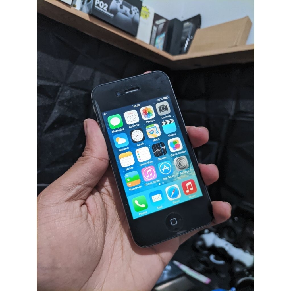 iPhone 4g 32GB Black CDMA