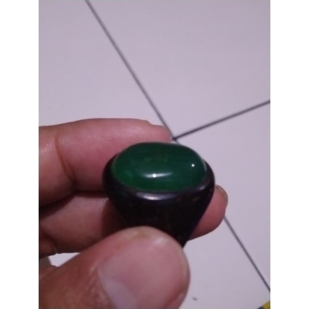 Natural green calsedony ijo botol garut