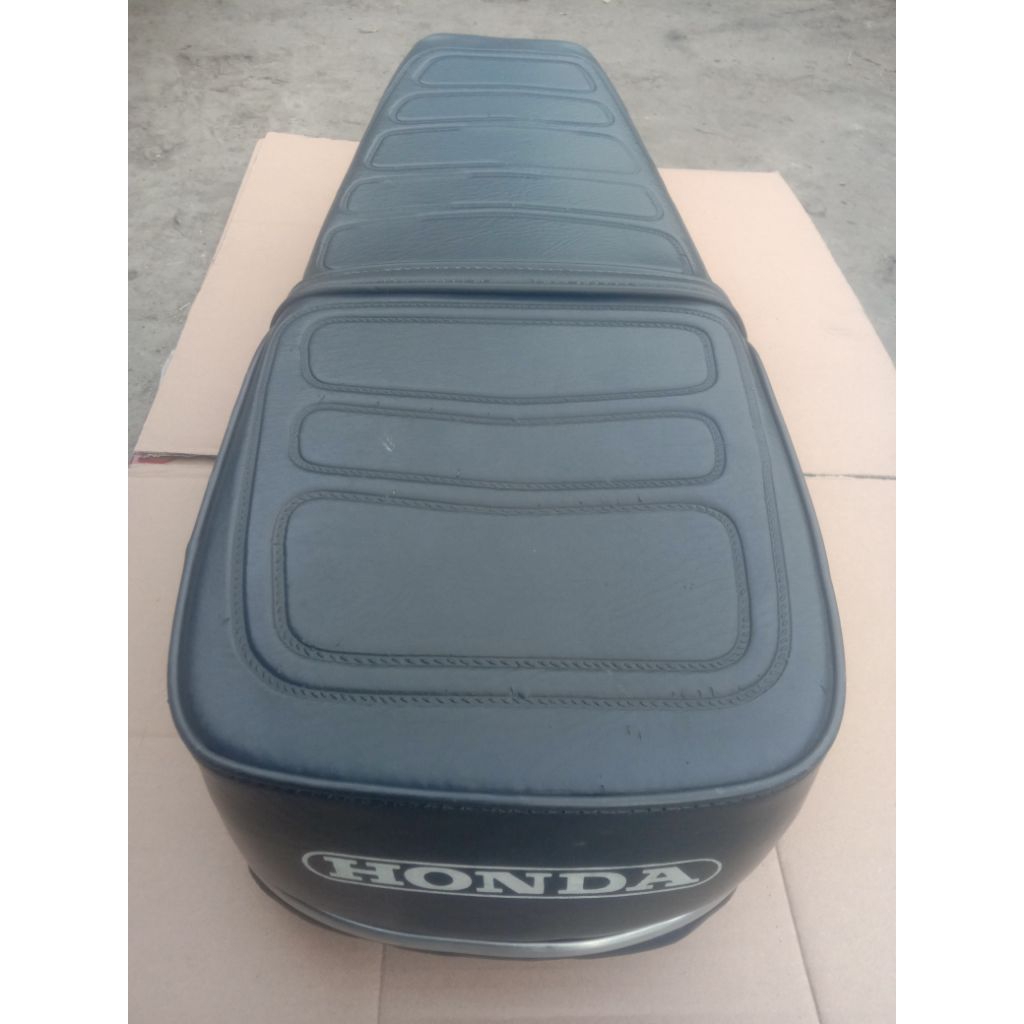 JOK SADEL HONDA CB DREAM TEBAL ANTI GEMBOS ASLI ORIGINAL COPOTAN MOTOR
