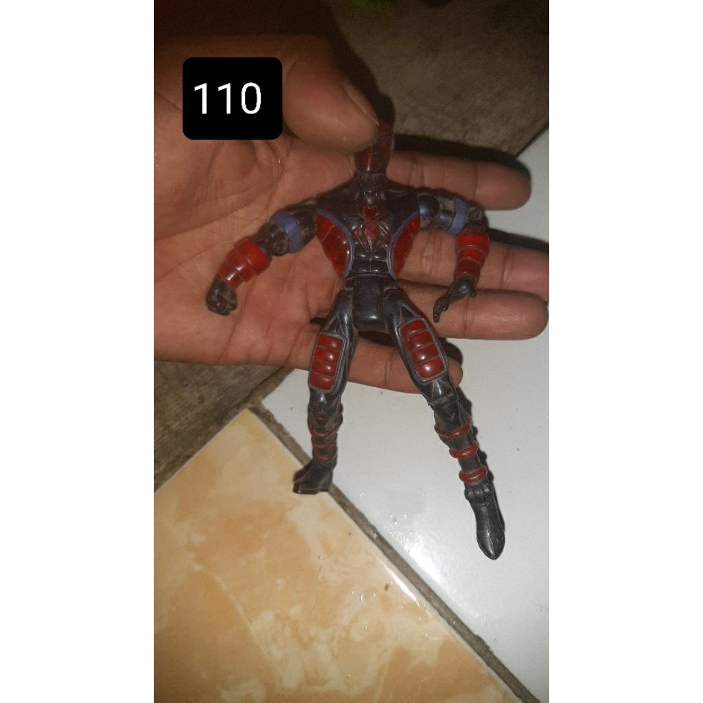 action figure spiderman toybiz marvel second