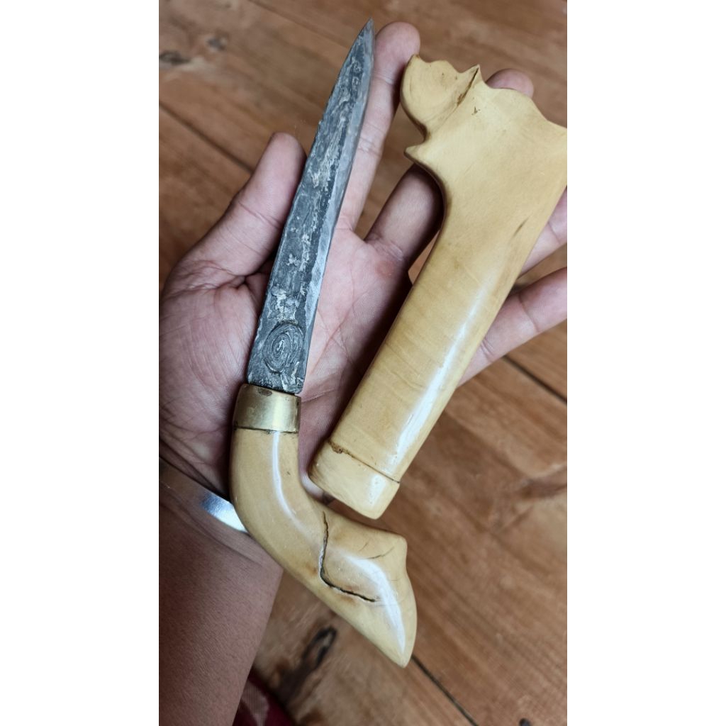Pamor Batu Luwuk